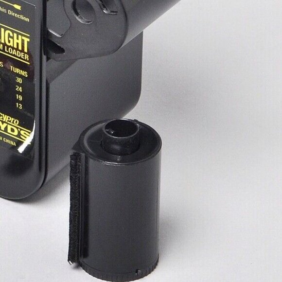 6 pack Kalt 35mm Reloadable Reusable 35mm Bulk Film Cassettes with screw NEW - Picture 5 of 6